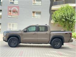 نیسان فرۆنتیر
